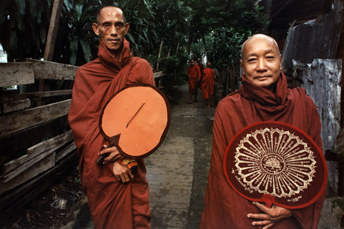 two monks rangoon